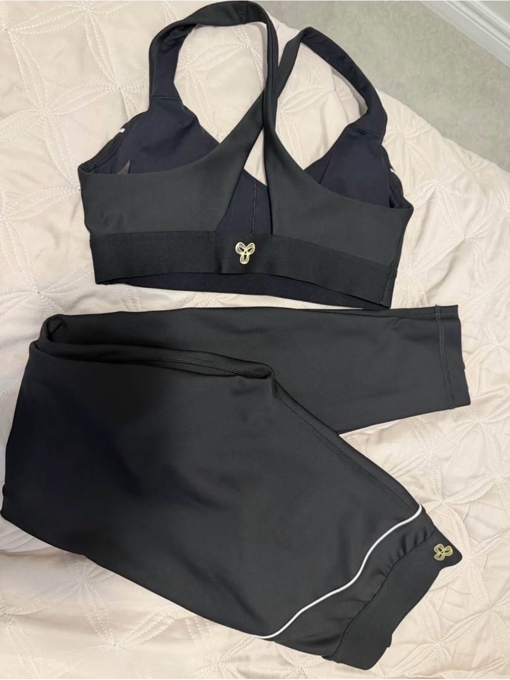 Aritzia Black Racerback Sports Bra and High-Waist Leggings Set